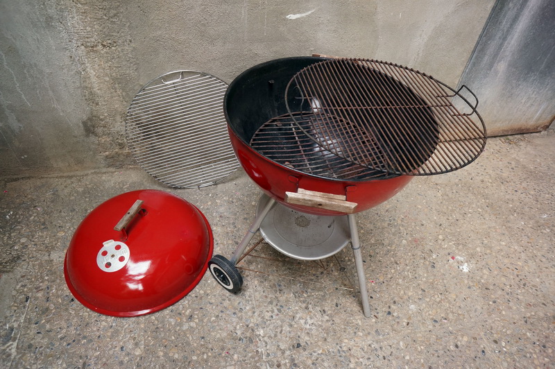 barbacoa redonda weber roja contoques metal 75-90xo57 (18eu.) 1u